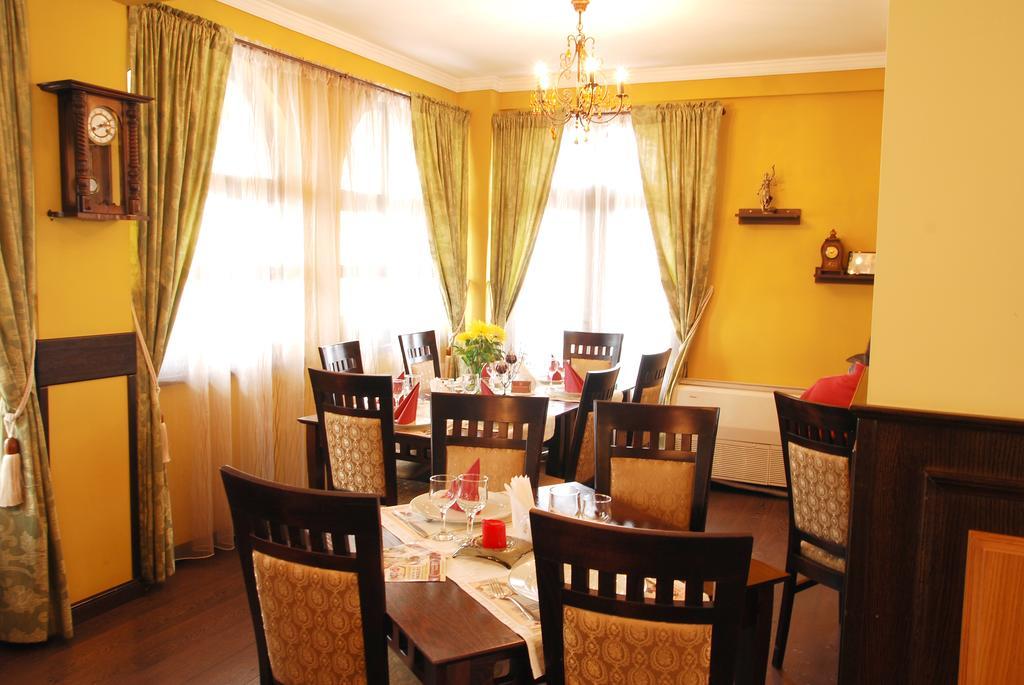 Hotel Curtea Brancoveneasca Constanţa Pokoj fotografie